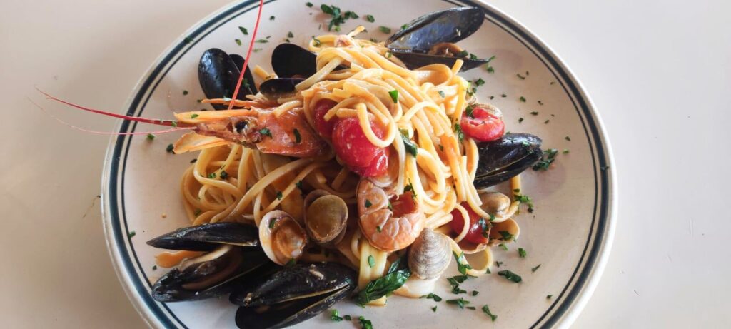 spaghetti allo scoglio cannigione